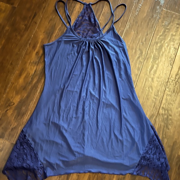 In bloom by Jonquil - Picture 1 of 4